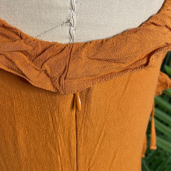 Used H&M Orange Midi Dress - Picture 4 of 5